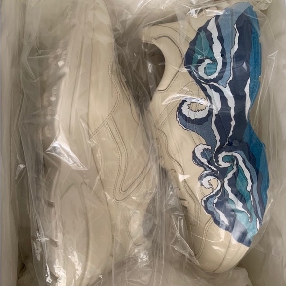 Gucci Shoes - Gucci Rhyton Leather Sneaker with Wave -White